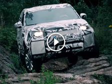 2017 Land Rover Discovery Can Still Climb Every Mountain And Ford Every Stream