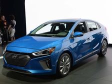 Hyundai Ioniq To Be a Prius Fighter