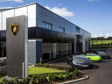 2018 Lamborghini Urus SUV Elicits New Corporate Look