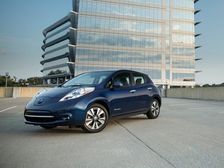 Renault-Nissan Partnership Maintains Pole Position In EV