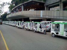 Last Mile Connectivity Issue Sorted In Gurgaon — Say Hello To e-Rickshaws