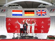 Rosberg Wins 2016 Japanese GP, While Hamilton Fights Podium Place