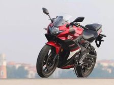 Suzuki Unveils Its Quarter Litre Sportsbike, The GSX-250R