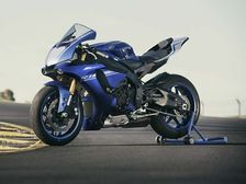 Yamaha YZF-R1 Wins German Design Award