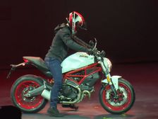 2016 EICMA Motorcycle Show: All-New Ducati Monster 797 Breaks Cover