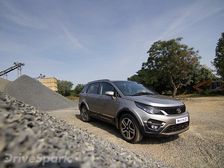 Tata Hexa Launch Date Confirmed By Tata Motors Dealership