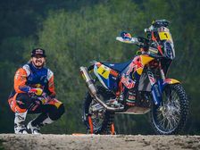 Dakar Champion Toby Price Extends His Contract With KTM