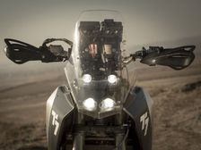 2016 EICMA Motorcycle Show: Yamaha's T7 Concept Is The Right Kind Of Crazy