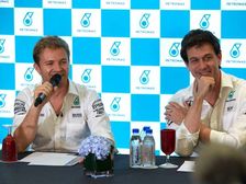 Mercedes In No Hurry To Sign Nico Rosberg’s F1 Replacement