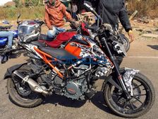 Spy Pics: KTM Duke 250 Spotted Testing In India — This Or The 200?