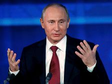 Vladimir Putin Offers To Help Volkswagen In Russia; Meets Matthias Mueller