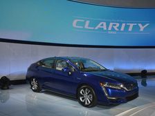 2017 New York Auto Show: Honda Clarity Electric & Plug-In Hybrid Revealed