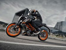 Fancy A BS3 KTM 390 Duke? You Can Now Buy Them For Rs 1.5 Lakh On-Road