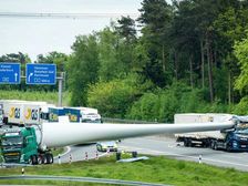 Giant Wind Turbine Blade Cuts Through A Truck; Brings Autobahn To A Halt