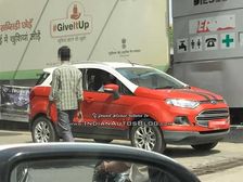 Spy Pics: Ford EcoSport Dual-Tone Variant Spotted Testing