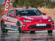 Toyota GT86 Sets World Record For Longest Drift
