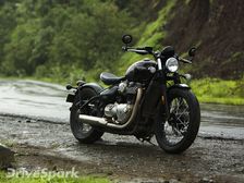 Review: 2017 Triumph Bonneville Bobber — 1930s' Bob-Tail Styling With Modern Triumph Tech