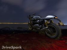 Review: Triumph Thruxton R — Classic Full-Blooded British Cafe Racer