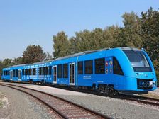 Indian Railway Locomotives To Run On Fuel-Cell Battery — Hybrid Trains For India?