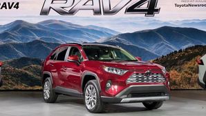 2018 New York Auto Show: Toyota RAV4 SUV Revealed; Specifications, Features & Images
