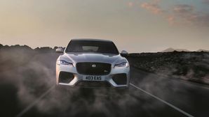 2018 New York Auto Show: New Jaguar F-Pace SVR Revealed; Specifications, Features & Images