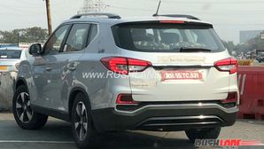 Mahindra XUV700 Spotted Testing In India — Launch Imminent?