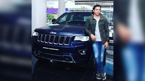 Farhan Akhtar Gets Himself A New Ride — A Jeep Grand Cherokee SUV!