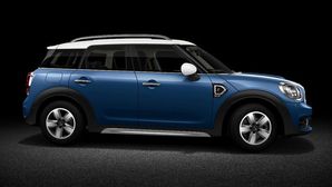 2018 MINI Countryman Top Features: BMW X1 Platform, Picnic Bench, Switch Gears, Split Seats & More