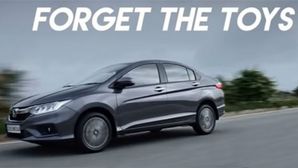 New Honda City Commercial Mocks Rivals (Maruti Ciaz & Hyundai Verna) Indirectly — Calls Them 