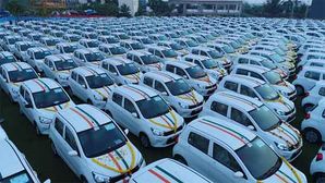 Surat Diamond Merchant Gifts 600 Cars To Employees For Diwali