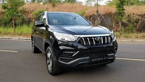 Mahindra Alturas G4 Review (First Drive) — The Benchmark For Future Mahindra SUVs?