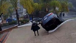 Driver Error: Lexus Accelerates Without Driver Inside It After Being Left In Drive Mode