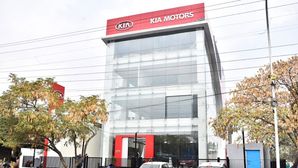 Kia Motor Opens Its First Dealership In India — Showcases The Stinger And Rio Models