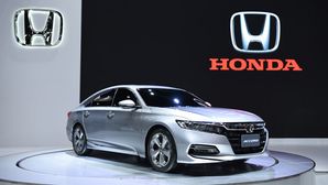 Honda Reveals New Accord—The Civic Doppleganger