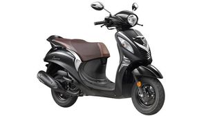 Yamaha's Fascino Gets New Colour Variant — Batman Approves!