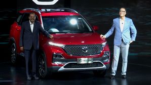 MG Hector Revealed — Bookings & Deliveries In June