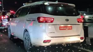Kia Carnival Spotted: Spy Pics And Details