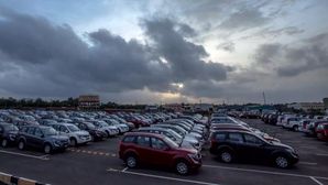 Car Sales Pick Up During Festive Season: Deliveries At Peak During Dhanteras