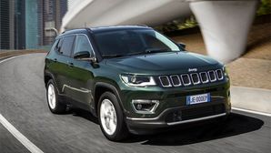 Jeep Compass Facelift 2021 Model Spotted Testing Ahead Of India Launch: Spy Pics & Details