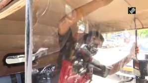 COVID-19 Unlock 1.0: Mumbai Auto Rickshaw Drivers Install ‘Isolation Covers’ For Safety
