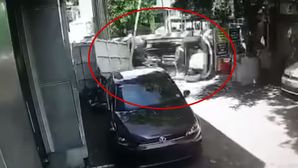Brand New Volkswagen Polo Crashes At The Dealership Moments After Delivery
