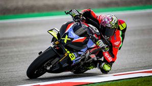 Aprilia Unveiled Tuono V4 X Limited Edition Motorcycle: 218bhp & 166 Kilo Track Moster