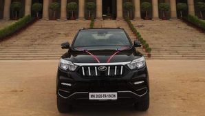 Mahindra Alturas G4 BS6 Deliveries Begin: First Model Handed Over To The President Of India