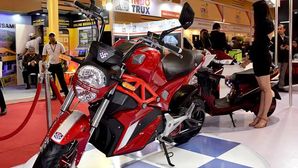 Okinawa Oki100 Electric Motorcycle Details Revealed: To Be Launched During Festive Season This Year