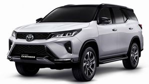 2021 Toyota Fortuner Facelift India Launch Date Revealed: Will Rival The MG Gloster