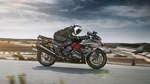 This Could Be The Last Motorcycle Of Its Kind: 2021 Kawasaki Ninja ZX-14R Revealed