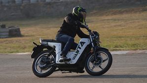 Gravton Quanta Electric Bike Launched In India At Rs 99,000: 320km Range, Mobile App, Fast Charging