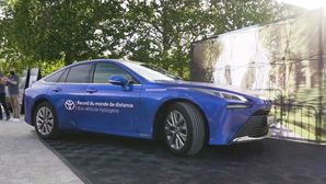 Toyota Mirai Breaks World Record For Longest Distance On One Tank Of Hydrogen