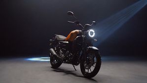 Yamaha FZ-X Launched In India At Rs 1.16 Lakh: Retro Design, Bluetooth Connectivity Available