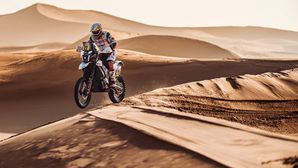 Dakar 2022 Stage 3 Results: Hero & Rodrigues Make History As Sainz Claims First Victory For EVs